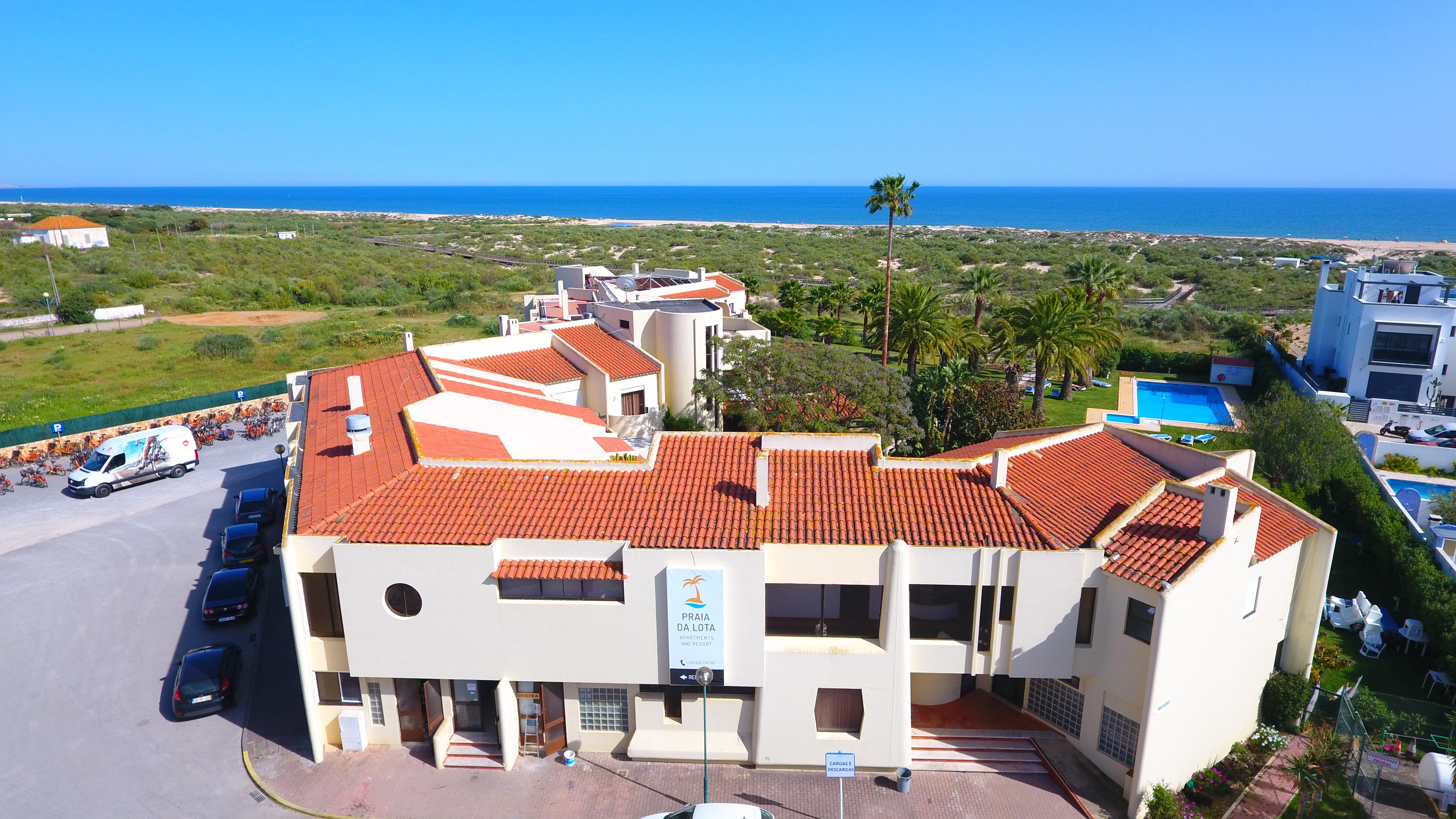 Praia Da Lota Resort - Beachfront Hotel Manta Rota Eksteriør bilde