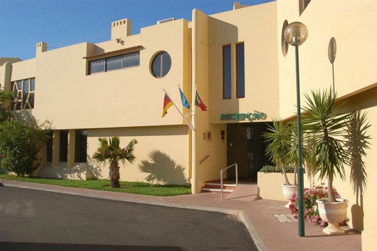Praia Da Lota Resort - Beachfront Hotel Manta Rota Eksteriør bilde